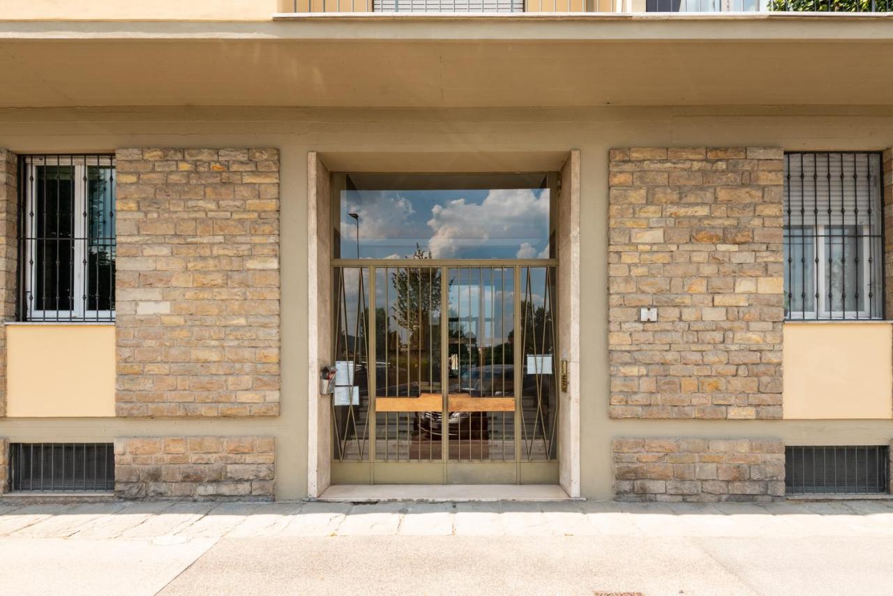 Arno River View Apartment Terraces, Free Parking Florenz Exterior foto